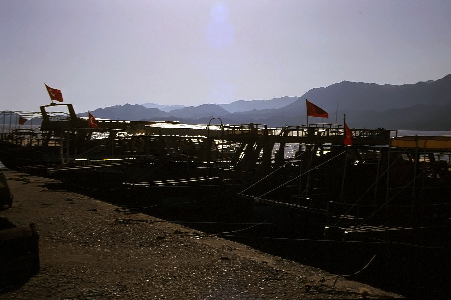 20.04.1993 | Hafen   | abends am Hafen