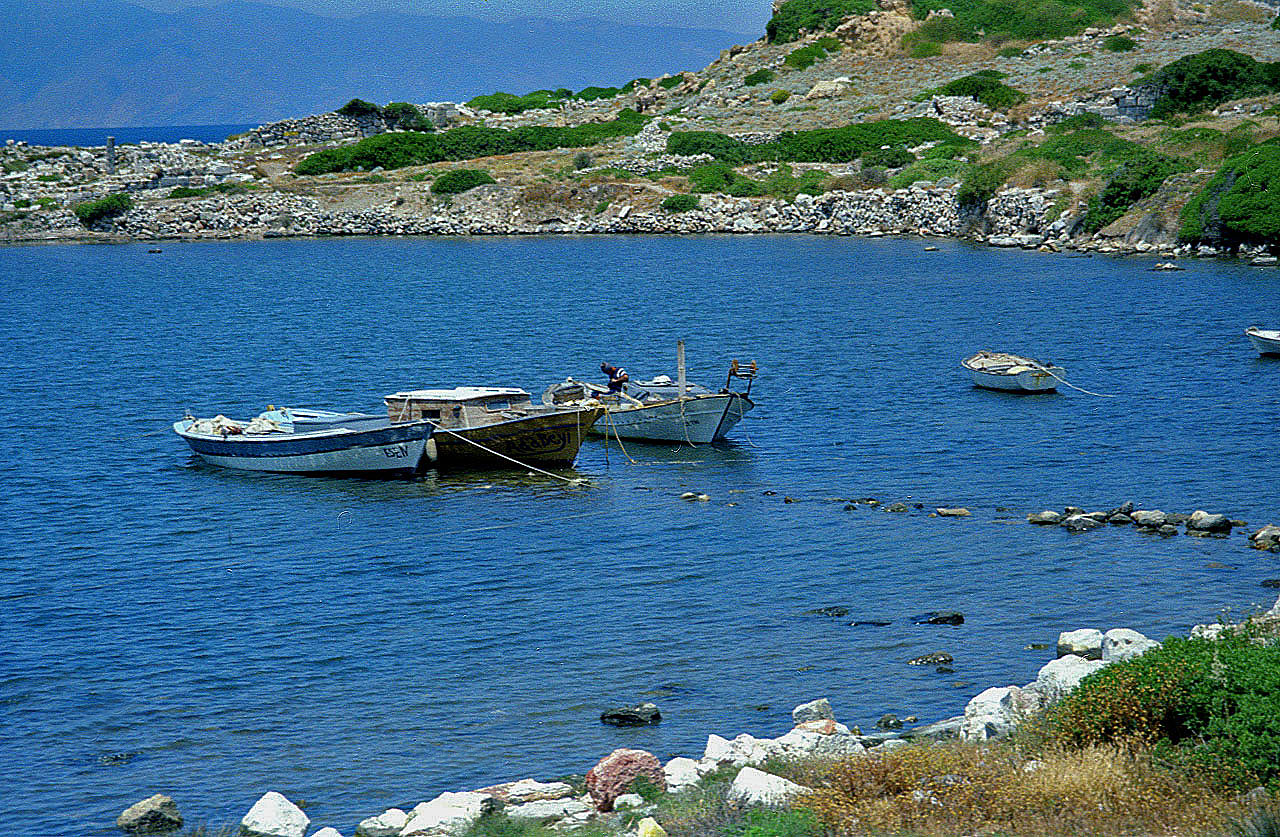 30.05.1996 | Kriegshafen | Fischerboote im Hafen