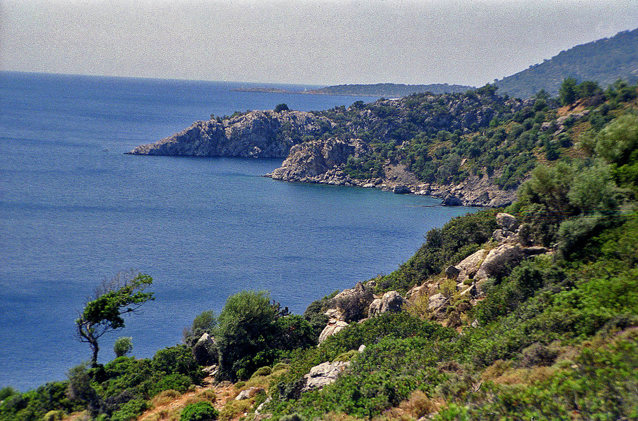 30.05.1996 | Knidos | weitere Küstenlinie hinterm Eck