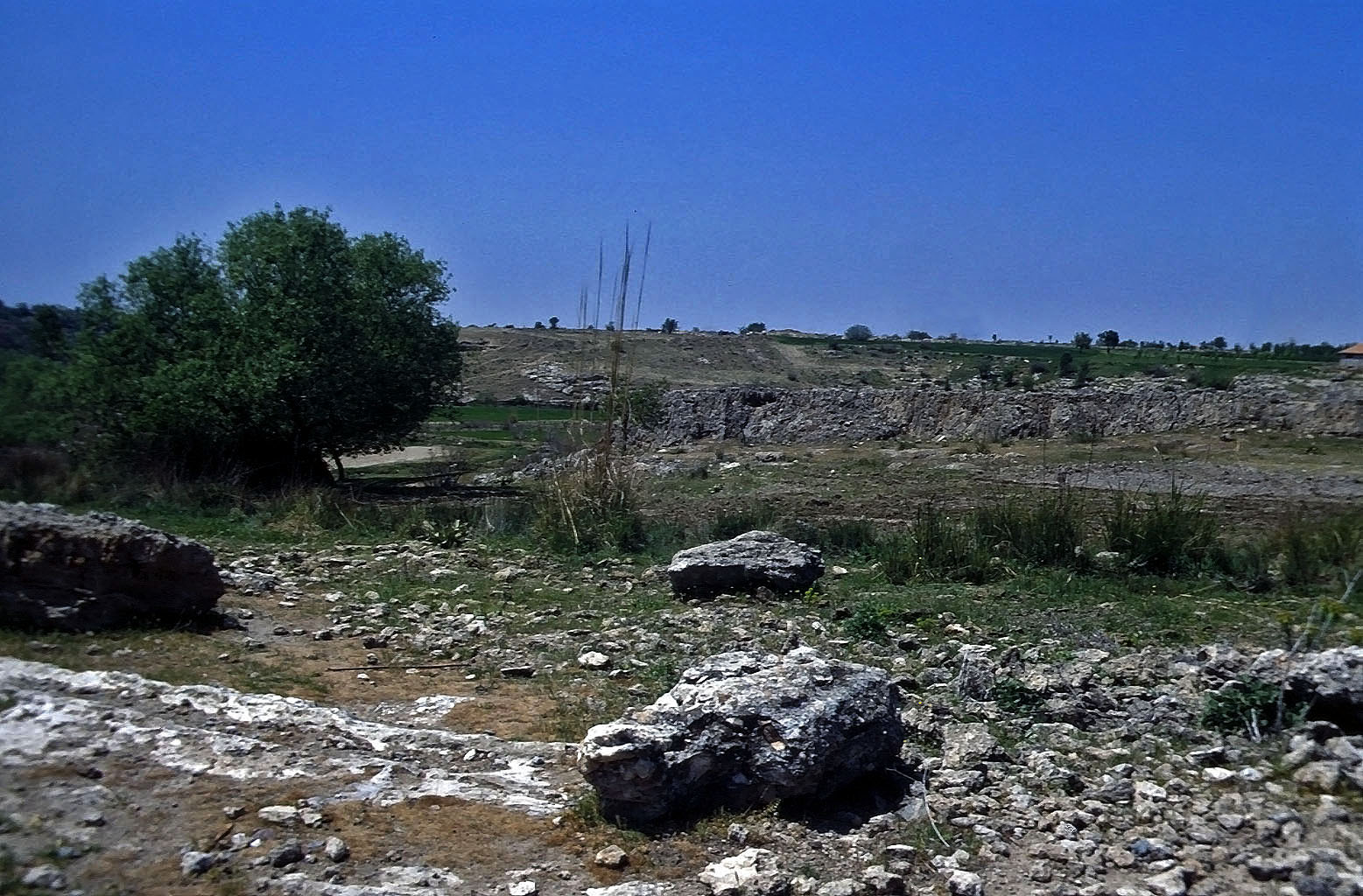 27.04.1993 | Kolossai | geringste Reste antiker Gebäude