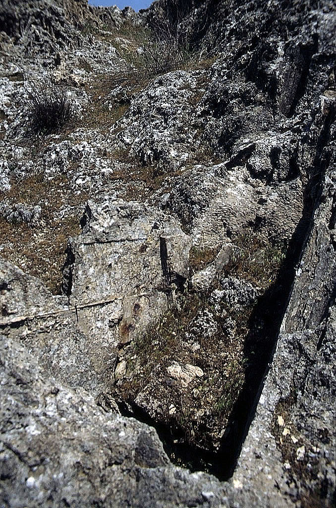 27.04.1993 | Kolossai | geringste Reste in der Nekropole