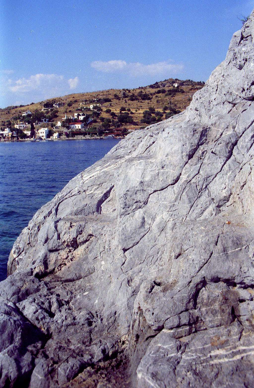 05.06.1996 | Haseninsel | felsige Steilküste