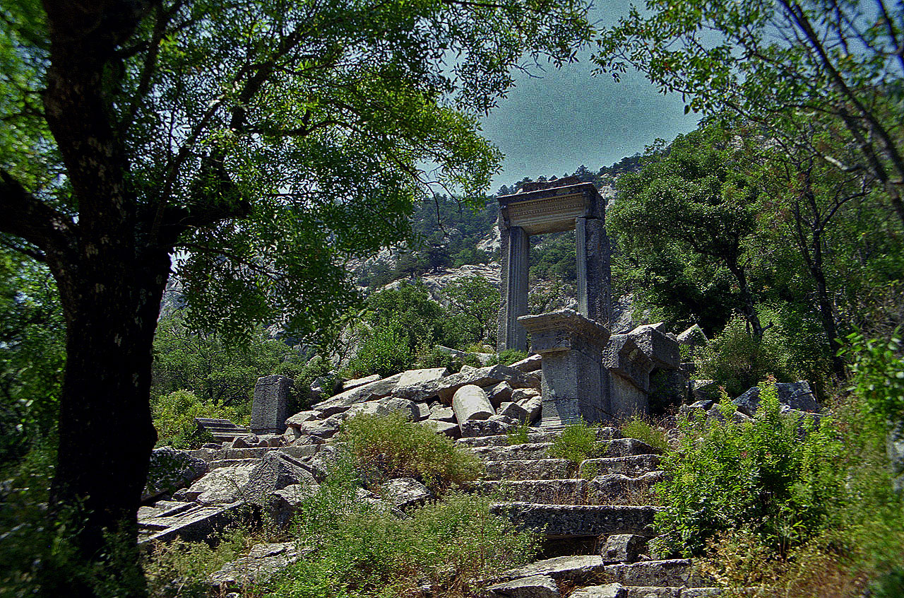 11.08.1991 | Marmortor | Marmortor vor Hadrianstempel