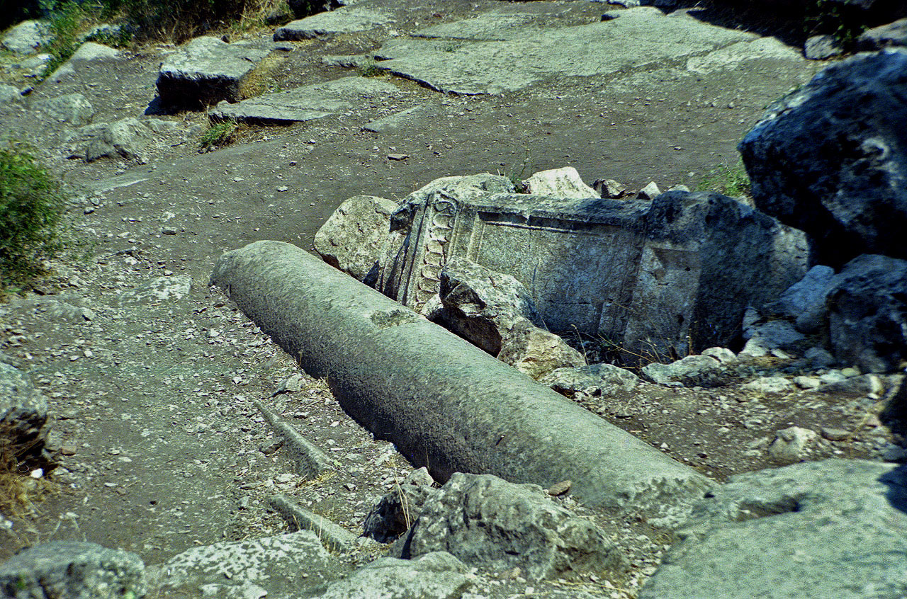 11.08.1991 | Königsstrasse   | Architekturfragmente als Wegpflasterung