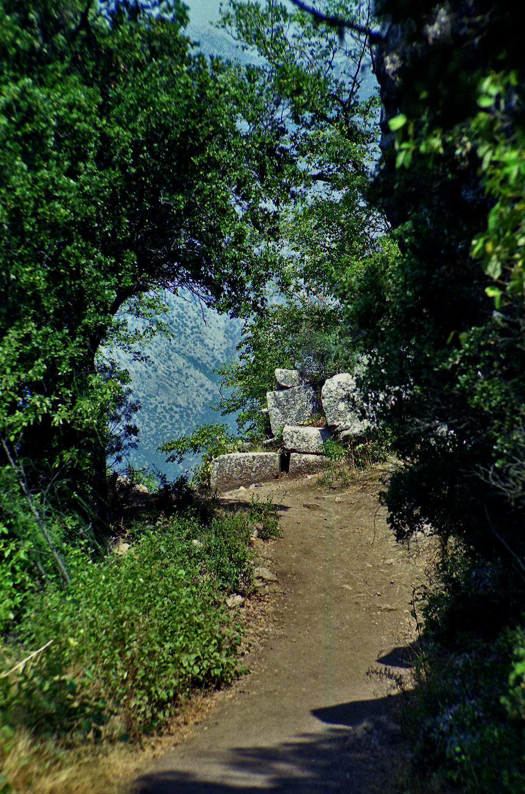 11.08.1991 | Königsstrasse   | Mauerwerk an der Königsstrasse