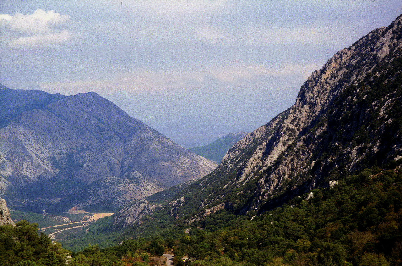 06.11.1994 | Königsstrasse   | Blick hinab zum Parkplatz und hinaus nach Nordosten