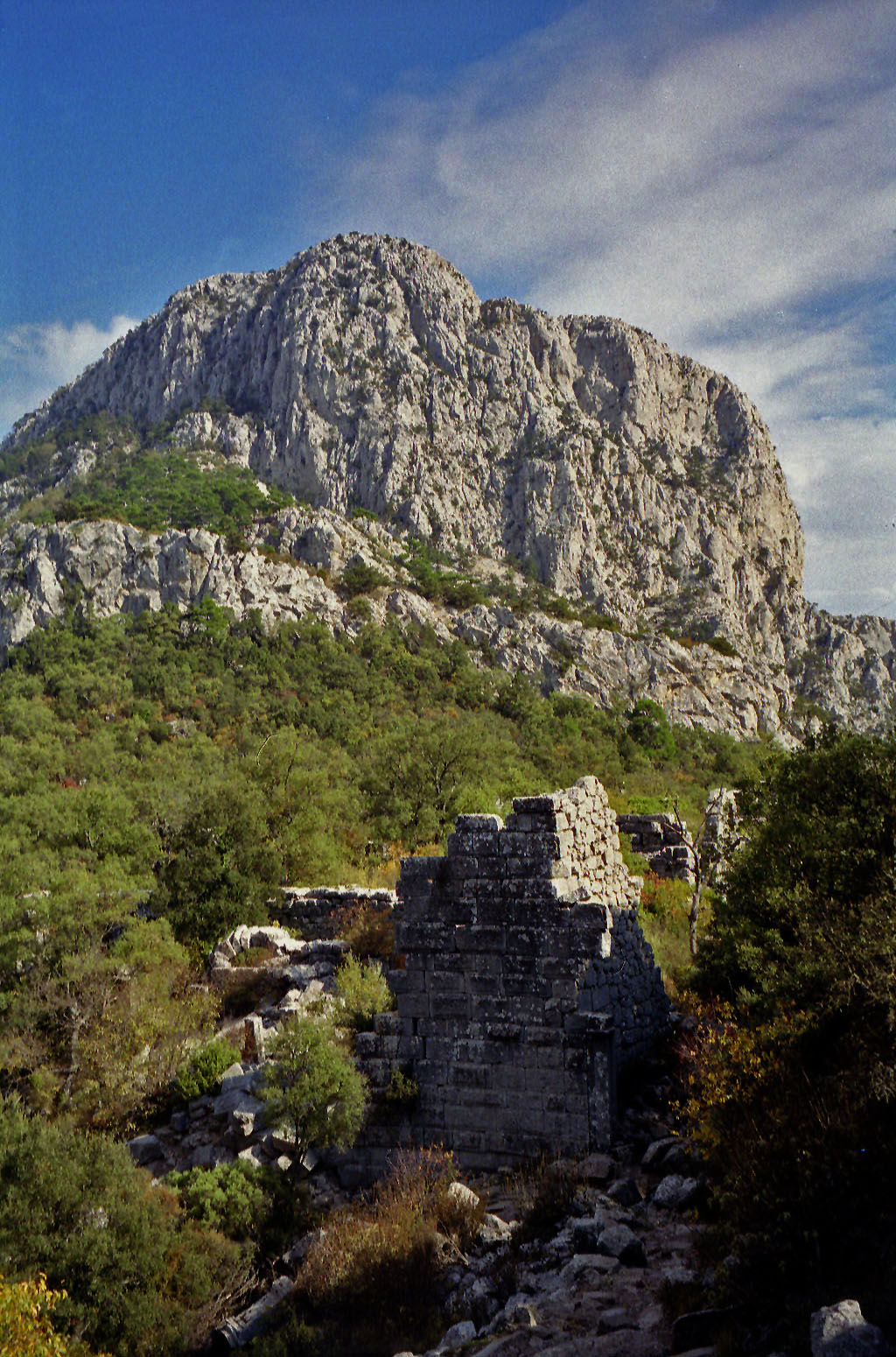 06.11.1994 | Königsstrasse   | Stadtmauertor unterm Berg Solymos